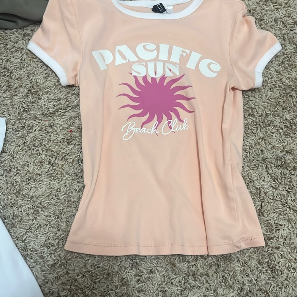 Tight graphic baby tee
